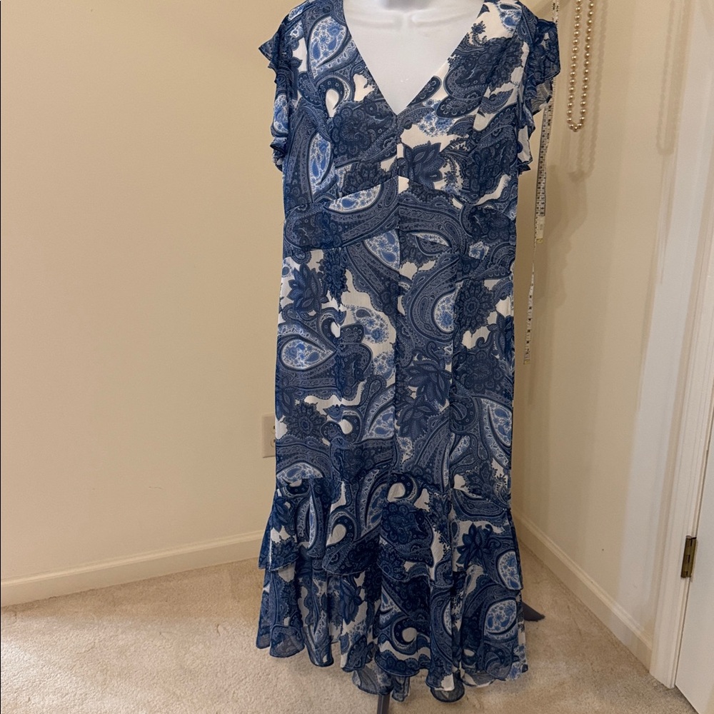 Tommy Hilfiger paisley dress - Picture 4 of 12